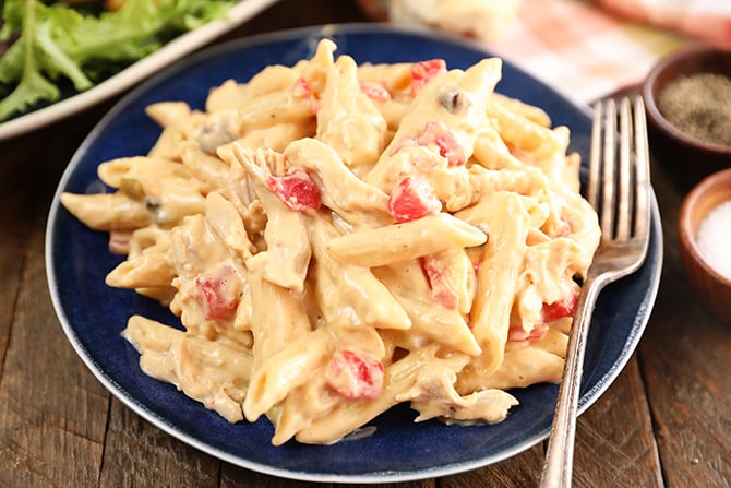 Fall Favorites Chicken Alfredo Pasta - Becky's Best Bites