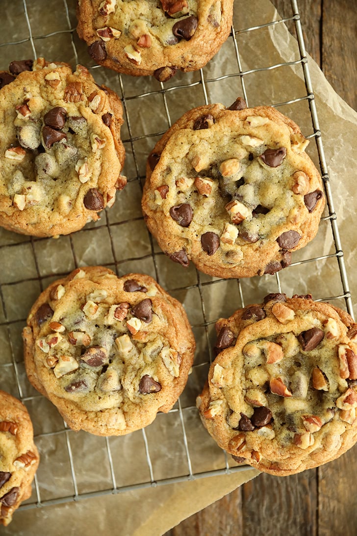 Chocolate chip deals pecan cookies