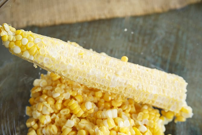 Plain Corn Cob - Medium (10/14) 50 lb. Box