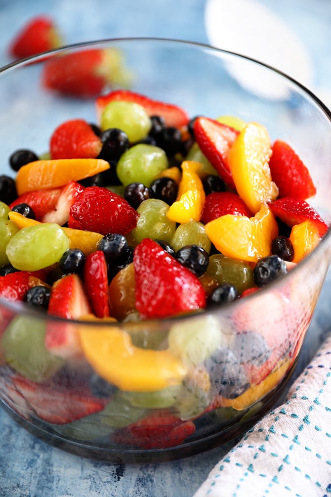 Easy Fresh Fruit Salad - Spend With Pennies