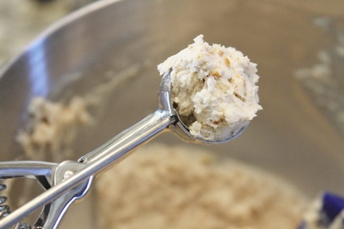 The BEST Cookie Scoops (Plus How and Why to Use One!)