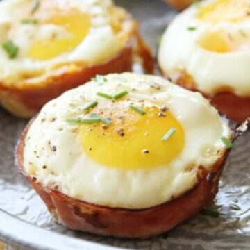 Baked Ham & Pimento Cheese Egg Cups