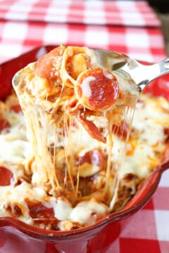 Spoonful of Baked Pizza Tortellini.