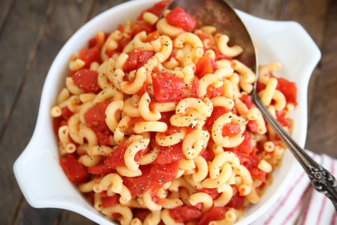 https://southernbite.com/wp-content/uploads/2019/07/Macaroni-and-Tomatoes.jpg