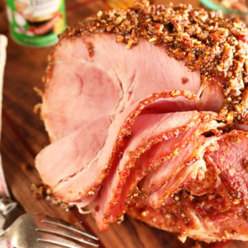 Baked Ham with Toppings Sliced.