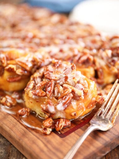 Shortcut Caramel Pecan Cinnamon Rolls Ready to Serve.