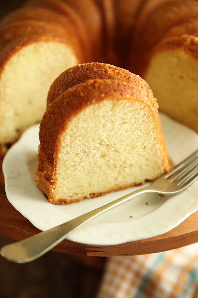 Buttermilk Pound Cake - Southern Bite